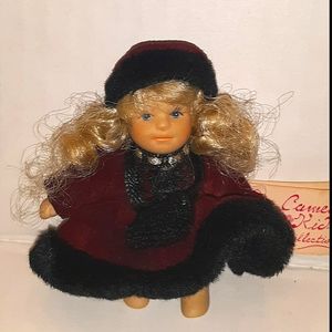 Vintage Mini Cameo Girls Tiny Porcelain Doll Girl